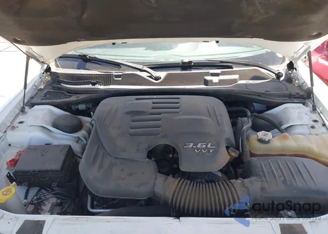 2016 Dodge Challenger Sxt из США, поврежденный, VIN 2C3CDZAG2GH326314